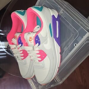 Nike Air Max 90 Women’s Size 10
